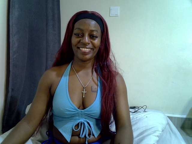 Candybaiby live cam preview