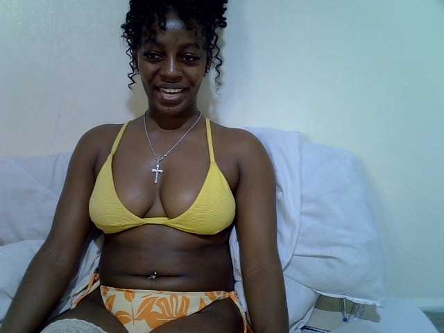 Candybaiby live cam on BongaCams
