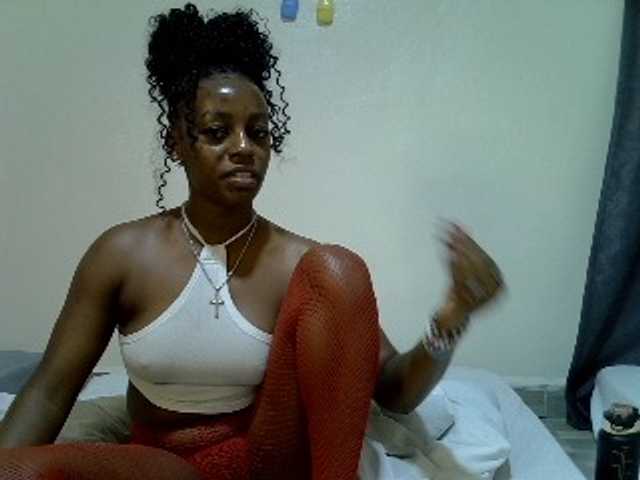 Candybaiby live cam on BongaCams