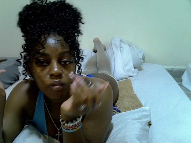 Candybaiby live cam on BongaCams