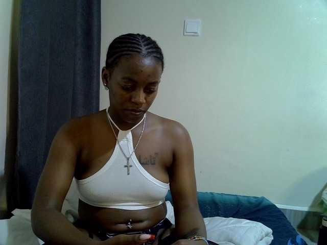 Candybaiby live cam on BongaCams