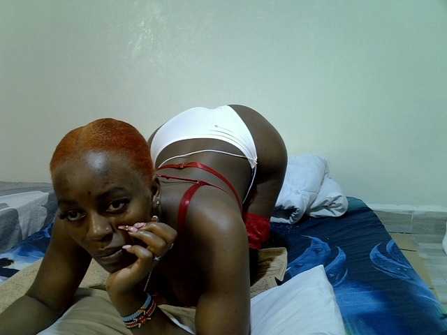 Candybaiby live cam on BongaCams
