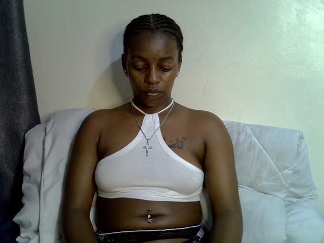Candybaiby live cam on BongaCams