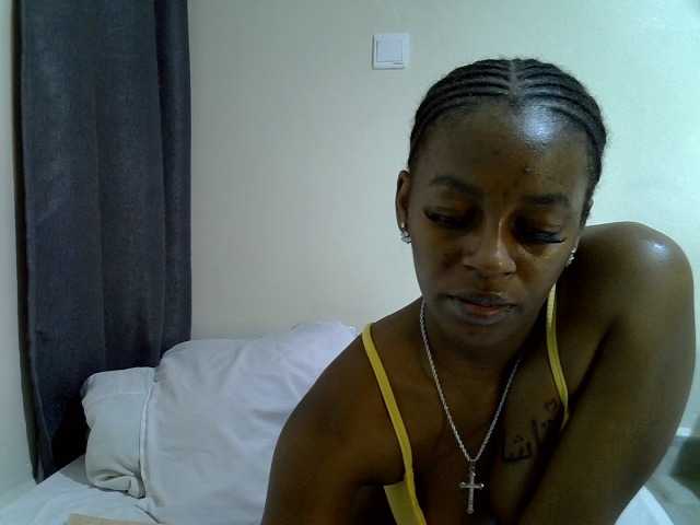 Candybaiby live cam on BongaCams