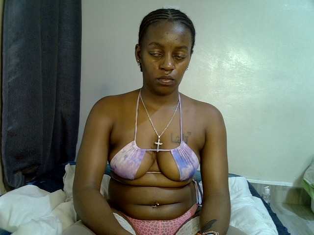 Candybaiby live cam on BongaCams