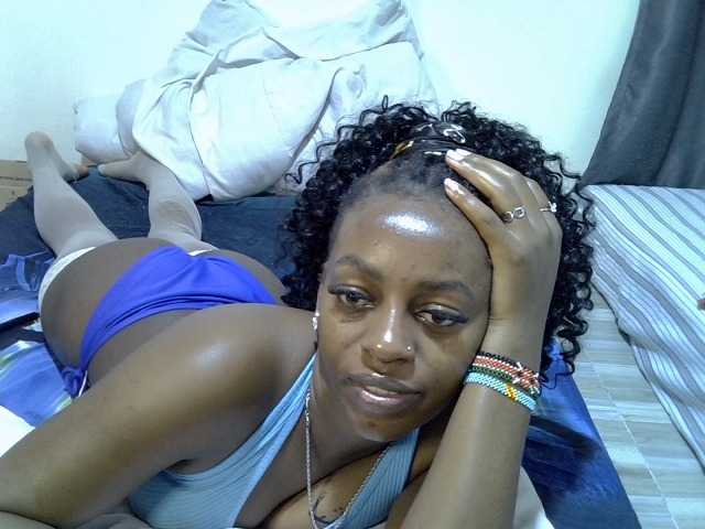 Candybaiby live cam on BongaCams