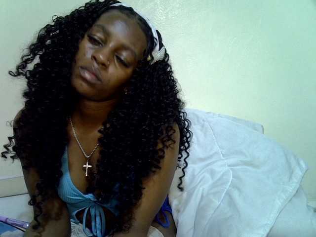 Candybaiby live cam on BongaCams