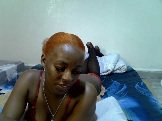 Candybaiby live cam on BongaCams
