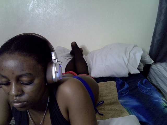 Candybaiby live cam on BongaCams
