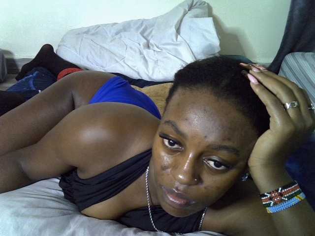Candybaiby live cam on BongaCams