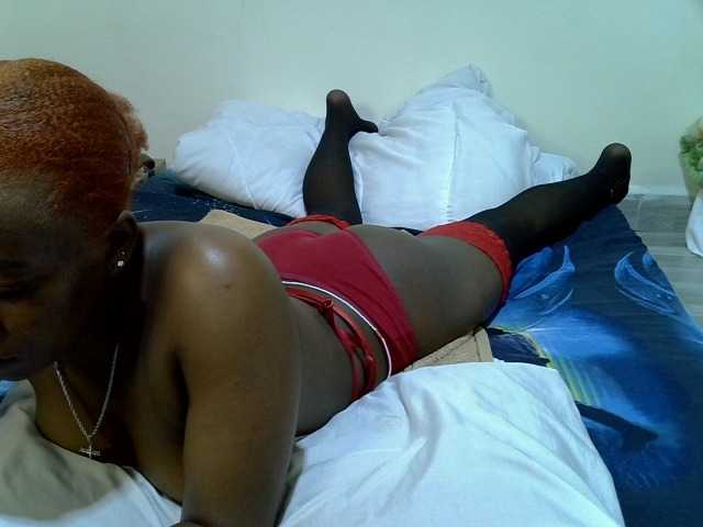 Candybaiby live cam