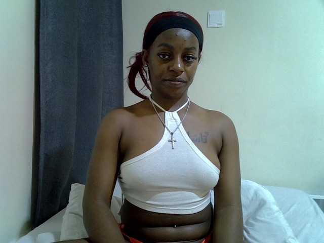 Candybaiby live cam on BongaCams