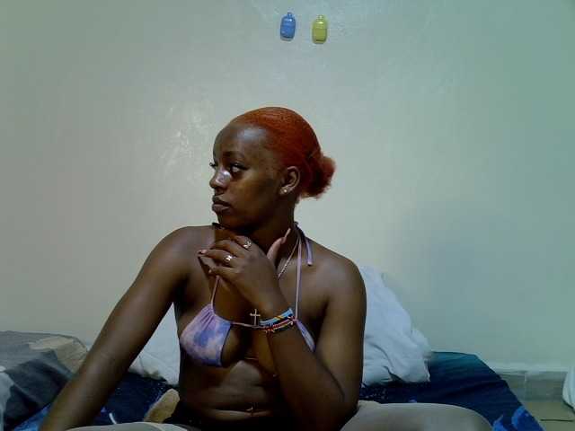 Candybaiby live cam on BongaCams