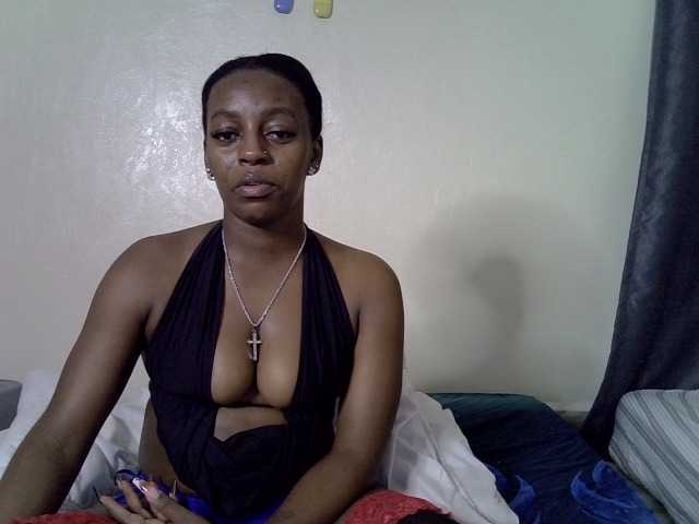 Candybaiby live cam on BongaCams