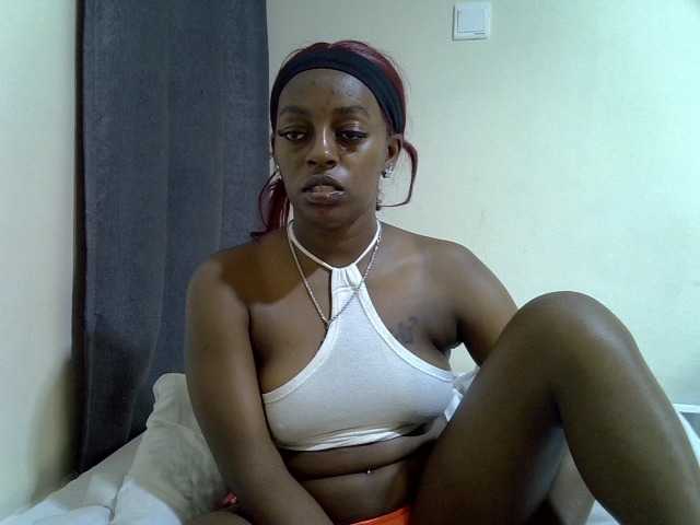 Candybaiby, en vivo ahora en BongaCams