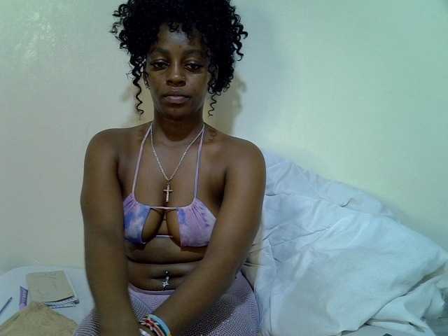 Candybaiby live cam on BongaCams