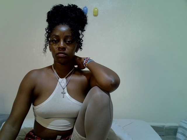 Candybaiby live cam on BongaCams