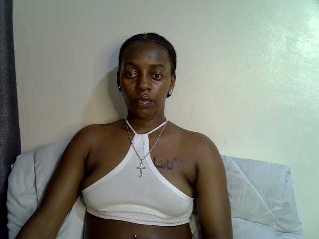 Candybaiby live cam on BongaCams