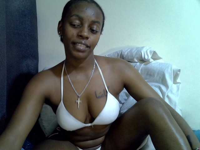 Candybaiby live cam on BongaCams