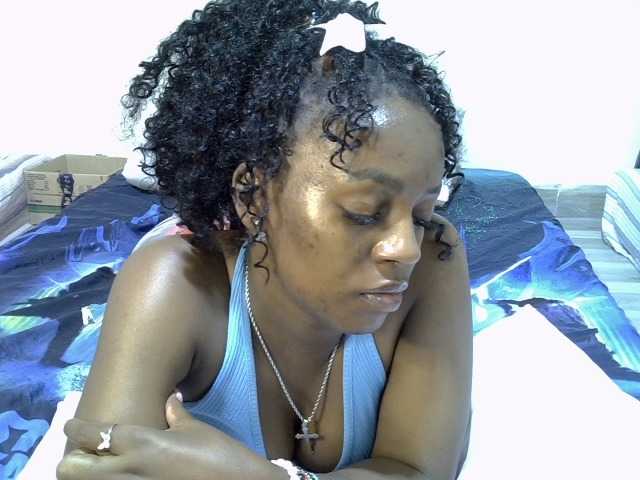 Candybaiby live cam on BongaCams