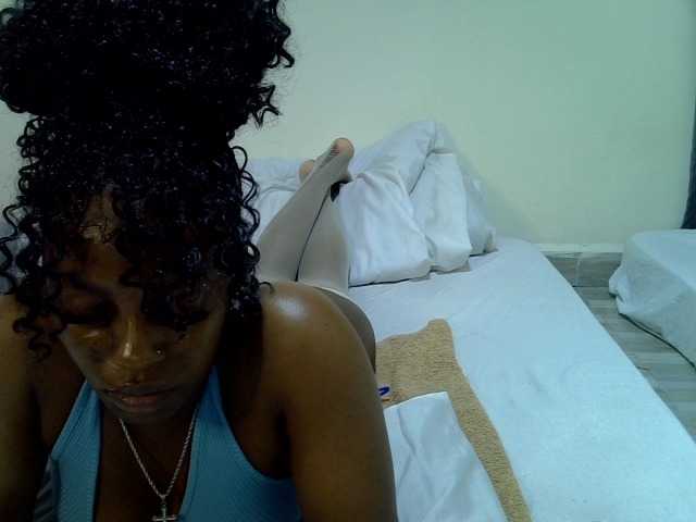 Candybaiby live cam preview