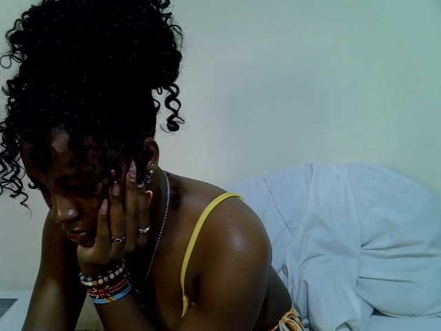 Candybaiby live cam on BongaCams