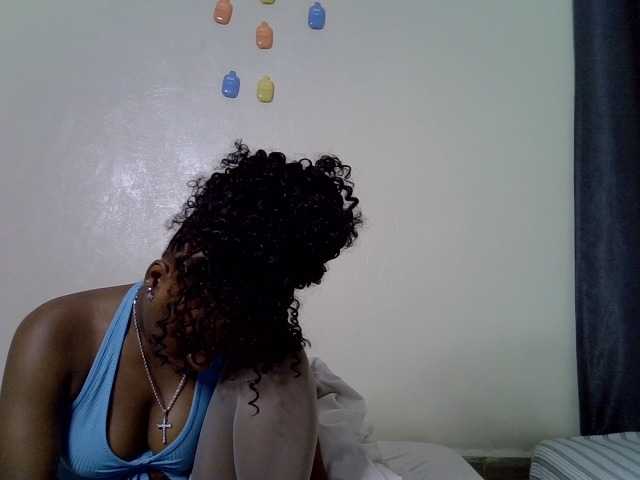 Candybaiby live cam on BongaCams