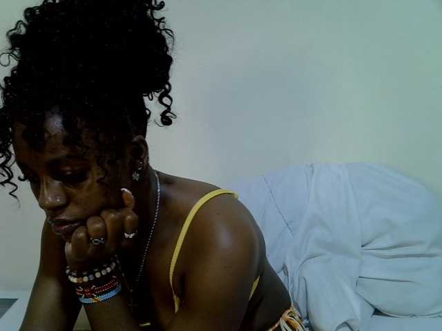 Candybaiby live cam on BongaCams