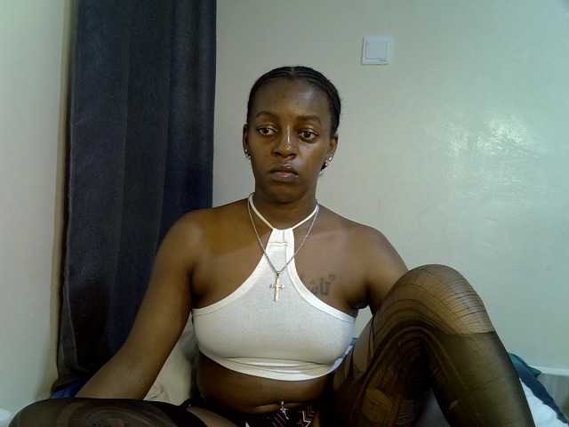 Candybaiby live cam on BongaCams