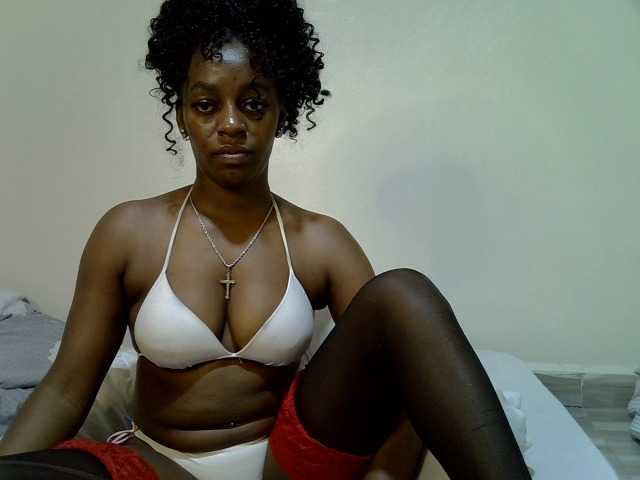 Candybaiby live cam preview