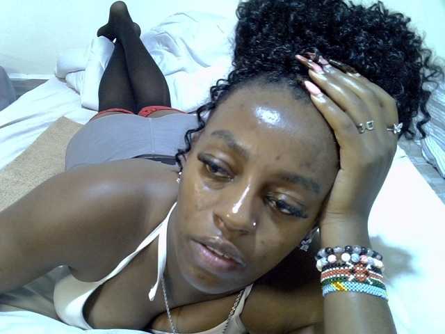 Candybaiby live cam on BongaCams
