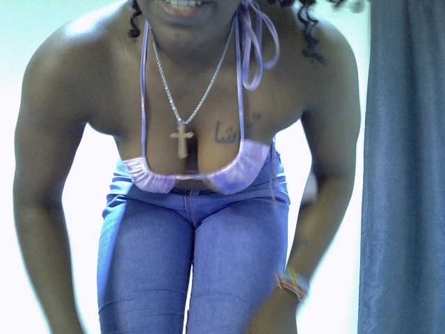 Candybaiby live cam on BongaCams