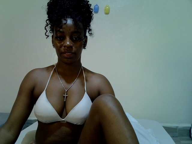 Candybaiby live cam preview