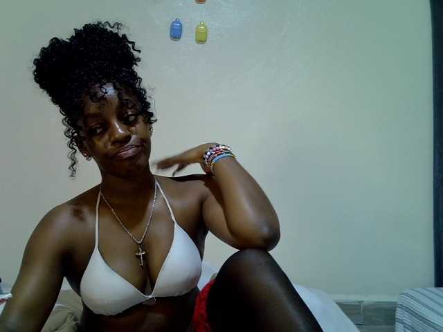 Candybaiby live cam preview