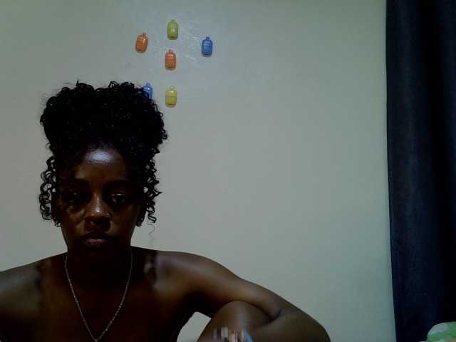 Candybaiby live cam on BongaCams