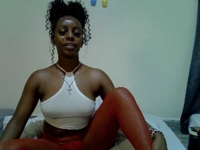 Candybaiby live cam on BongaCams