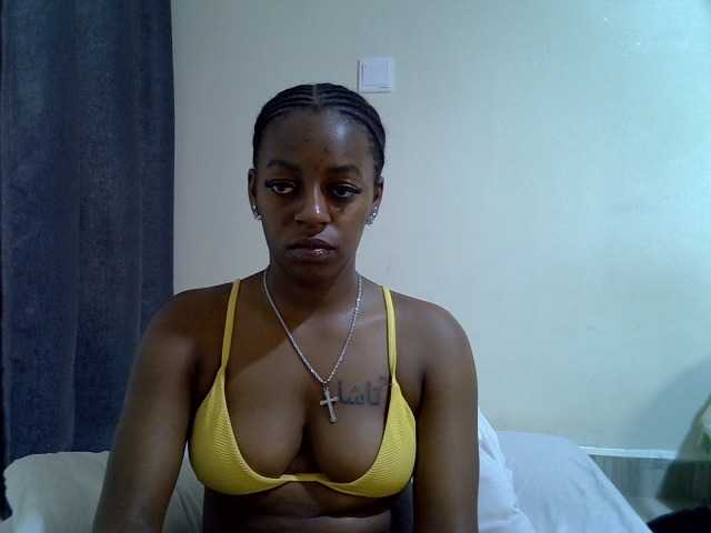 Candybaiby live cam on BongaCams