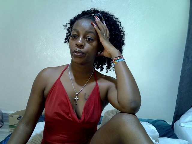 Candybaiby live cam on BongaCams