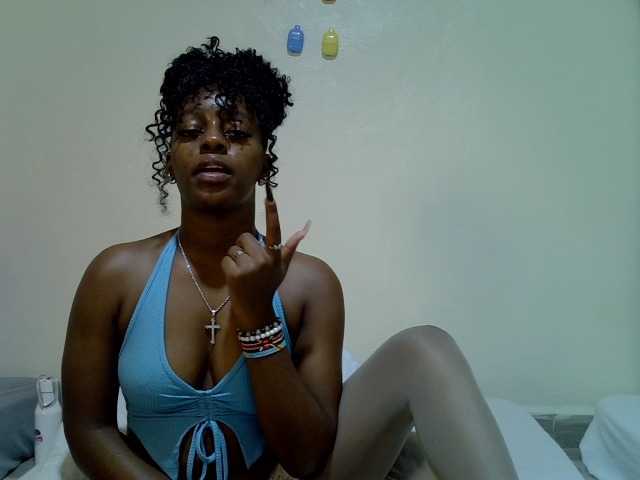 Candybaiby live cam on BongaCams