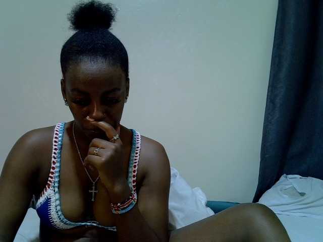 Candybaiby live cam on BongaCams