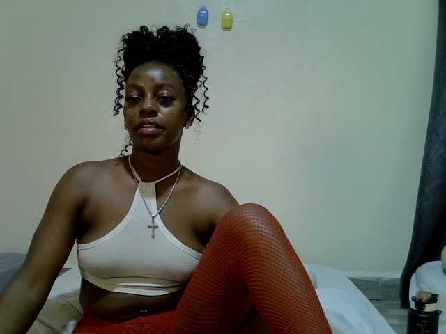 Candybaiby live cam on BongaCams