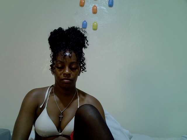 Candybaiby live cam preview