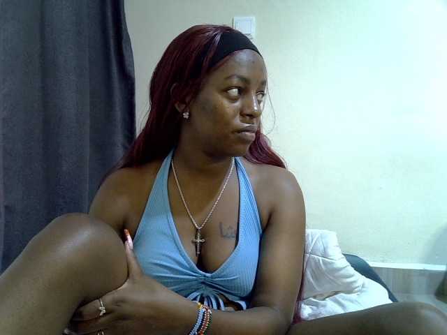 Candybaiby live cam on BongaCams