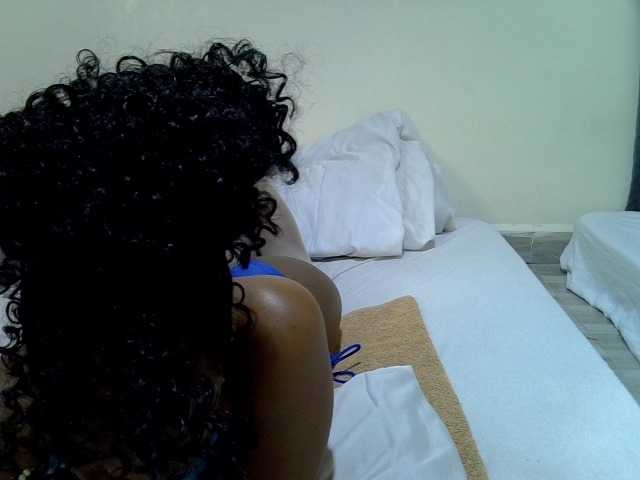 Candybaiby live cam preview