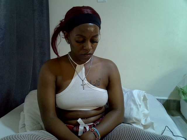 Candybaiby live cam on BongaCams
