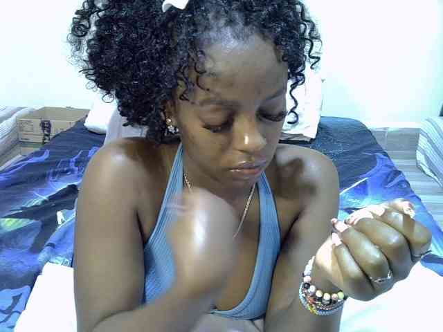 Candybaiby webcam