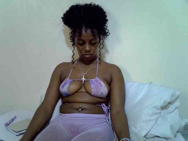 Candybaiby webcam