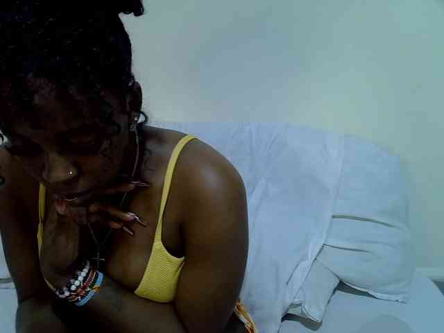 Candybaiby webcam