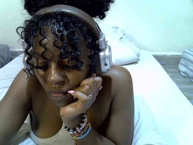 Candybaiby webcam