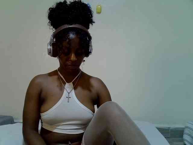 Candybaiby webcam
